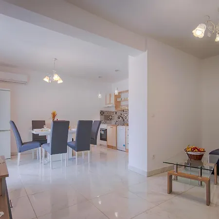 New With Pool, 600 M From The - By Traveler Tourist Agency Krk Id 2164 Villa