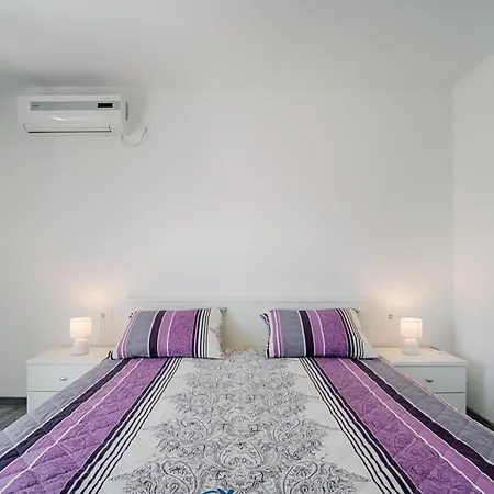 New With Pool, 600 M From The - By Traveler Tourist Agency Krk Id 2164 Villa