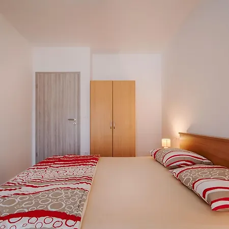 New With Pool, 600 M From The - By Traveler Tourist Agency Krk Id 2164