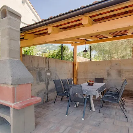 New With Pool, 600 M From The - By Traveler Tourist Agency Krk Id 2164 * Pinezići