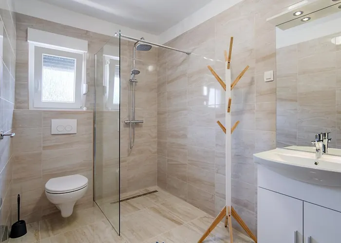 New With Pool, 600 M From The - By Traveler Tourist Agency Krk Id 2164 * Pinezići