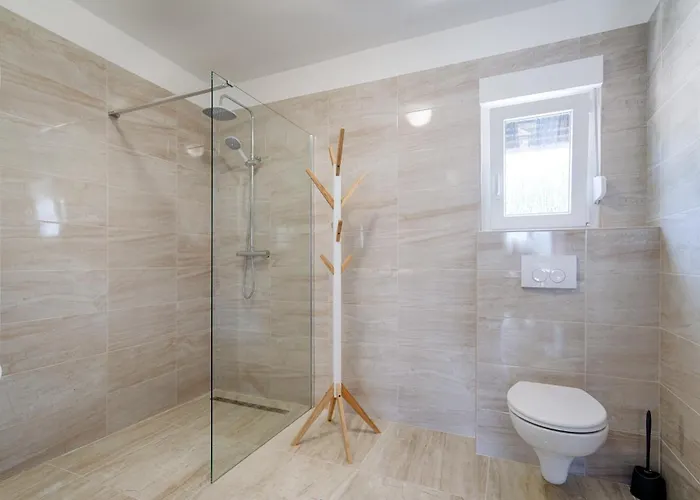 New With Pool, 600 M From The - By Traveler Tourist Agency Krk Id 2164 Pinezići