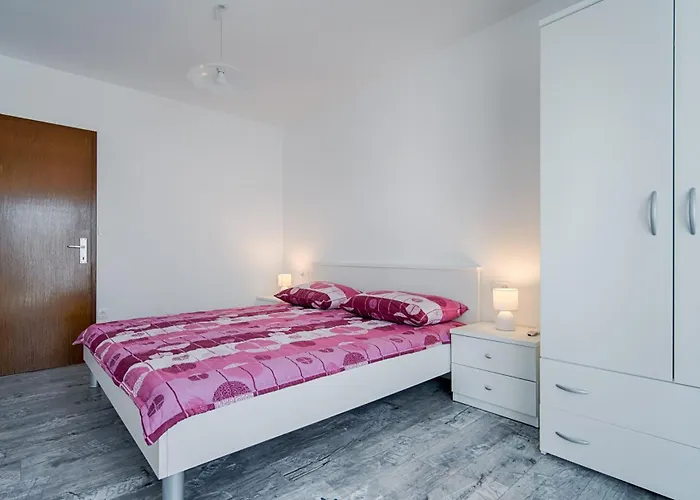 Vila New With Pool, 600 M From The - By Traveler Tourist Agency Krk Id 2164