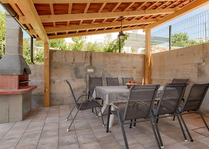 Vila New With Pool, 600 M From The - By Traveler Tourist Agency Krk Id 2164