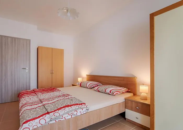 New With Pool, 600 M From The - By Traveler Tourist Agency Krk Id 2164 *