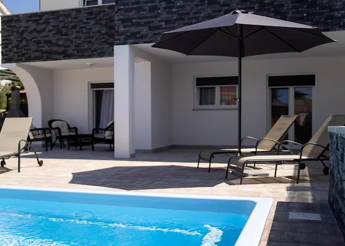 New With Pool, 600 M From The - By Traveler Tourist Agency Krk Id 2164